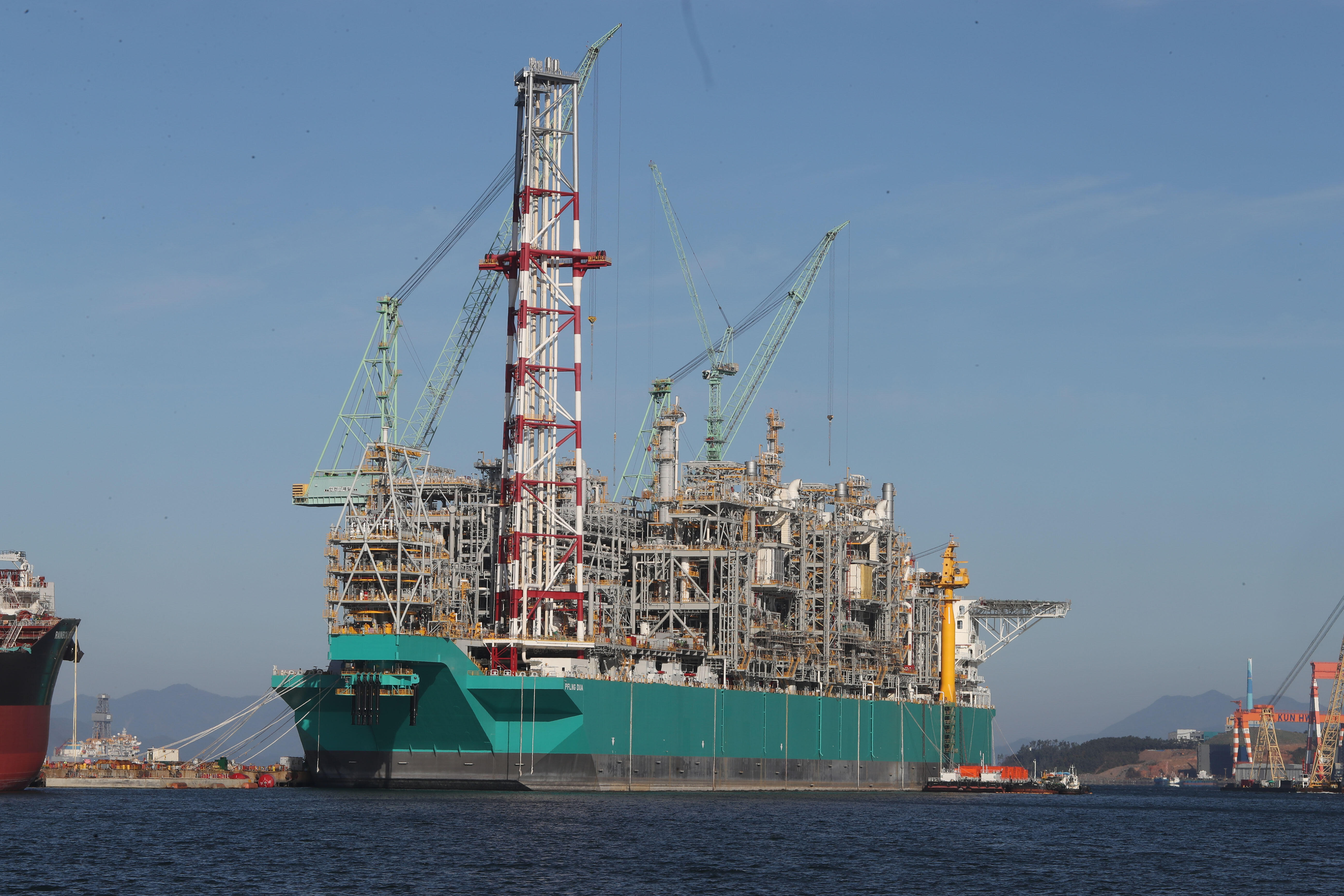 PFLNG-2 Overview_2019-11-20.JPG